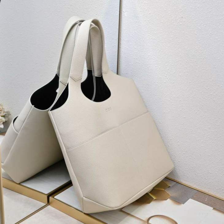 Picture of Dior Handbags _SKUfw239321185fw